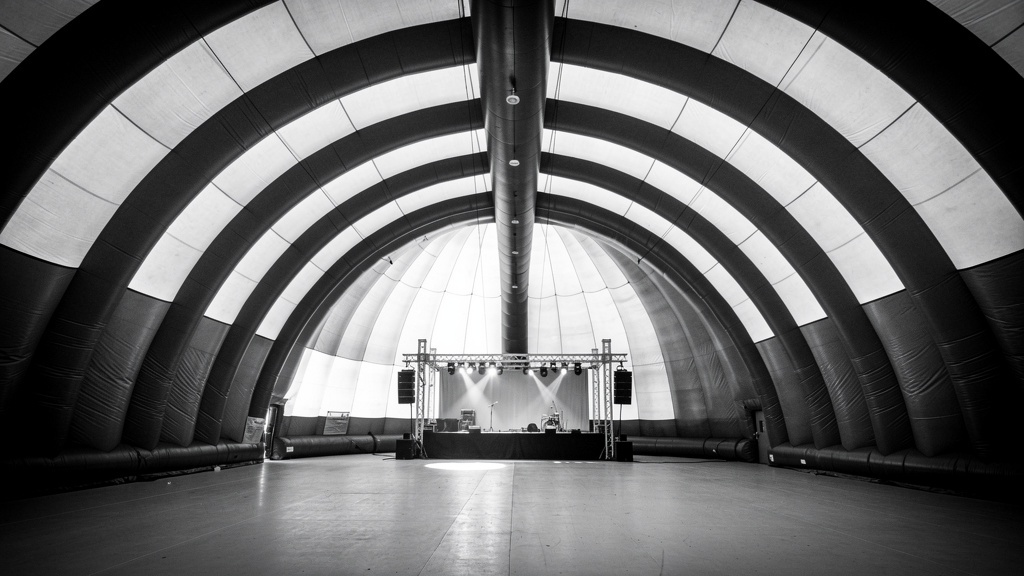 AIR Inflatable Architecture — 5,000 capacity dome